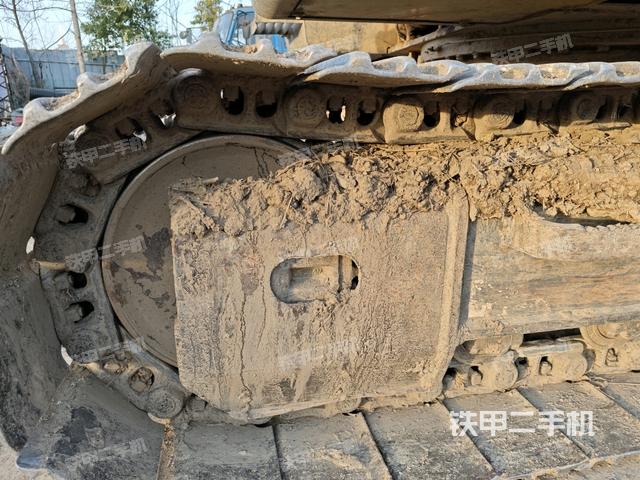 左側(cè)行走馬達(dá)蓋板(行走機(jī)構(gòu)) 左側(cè)行走馬達(dá)蓋板(行走機(jī)構(gòu))