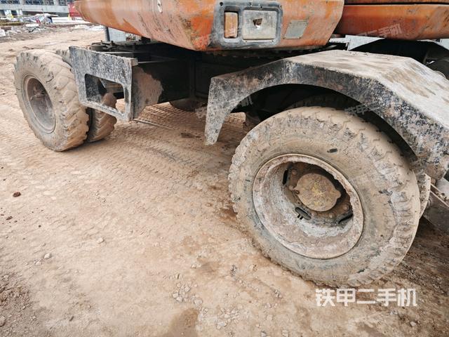 左側(cè)履帶整體?（行走機構(gòu)）