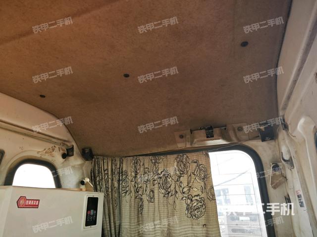 座椅后部（駕駛室部分）