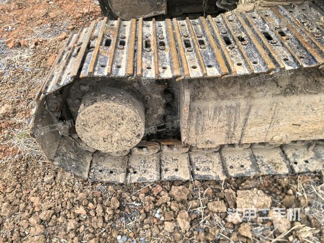 左驅(qū)動(dòng)輪（行走機(jī)構(gòu)）