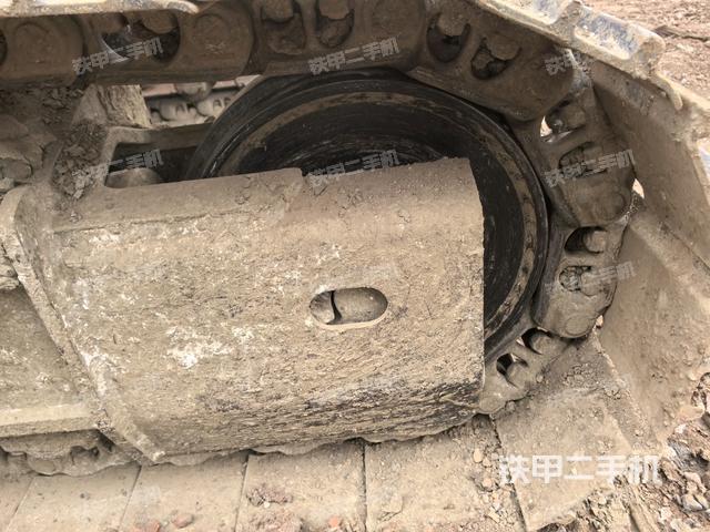 左驅(qū)動(dòng)輪（行走機(jī)構(gòu)）