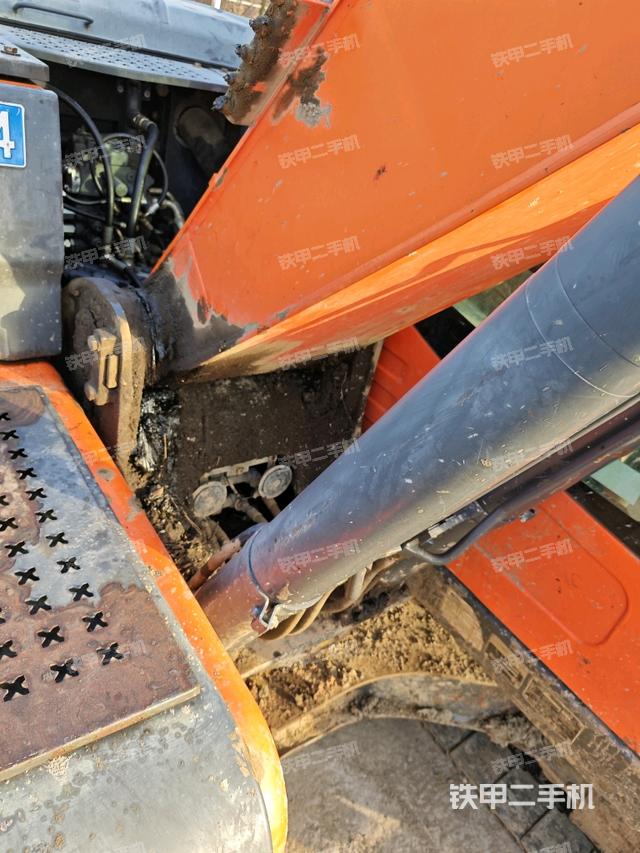 大臂根部?斜視（工作和回轉(zhuǎn)裝置）