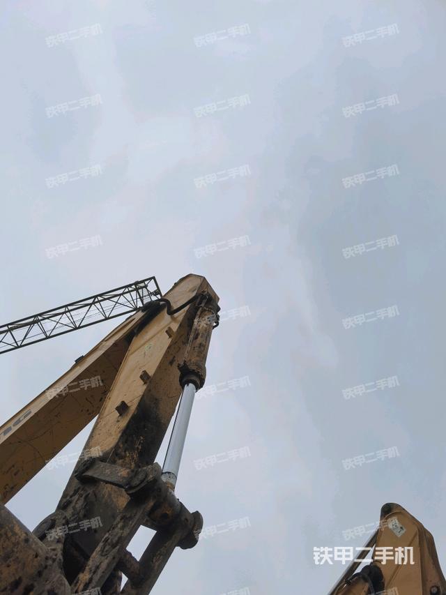 小臂整體左后（工作和回轉(zhuǎn)裝置）