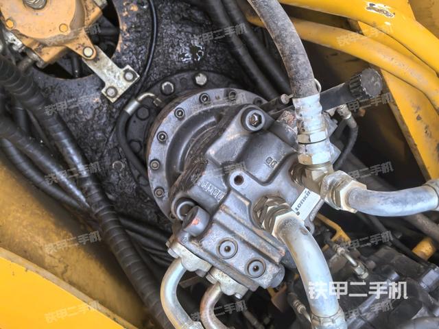 回轉(zhuǎn)馬達(dá)（上車部件）