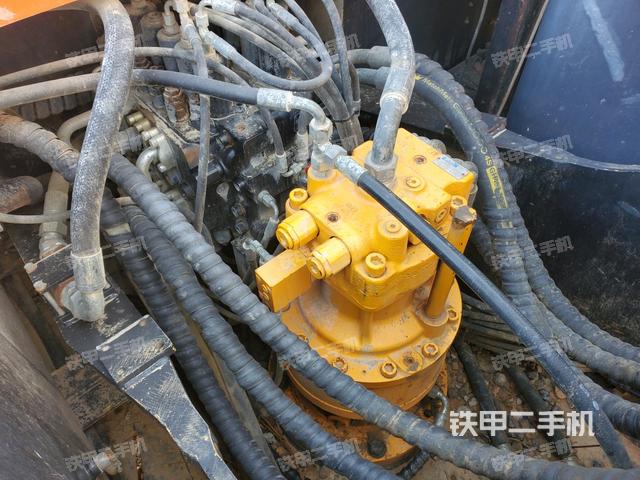 回轉(zhuǎn)馬達(dá)(上車(chē)部件) 回轉(zhuǎn)馬達(dá)(上車(chē)部件)