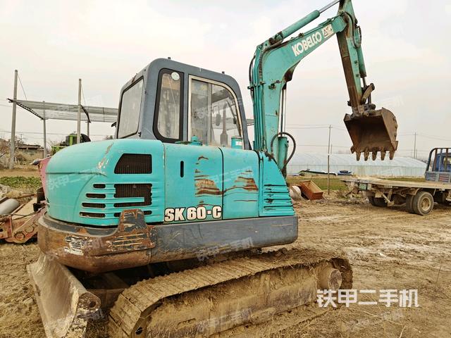 整機右后45°（整機外觀）