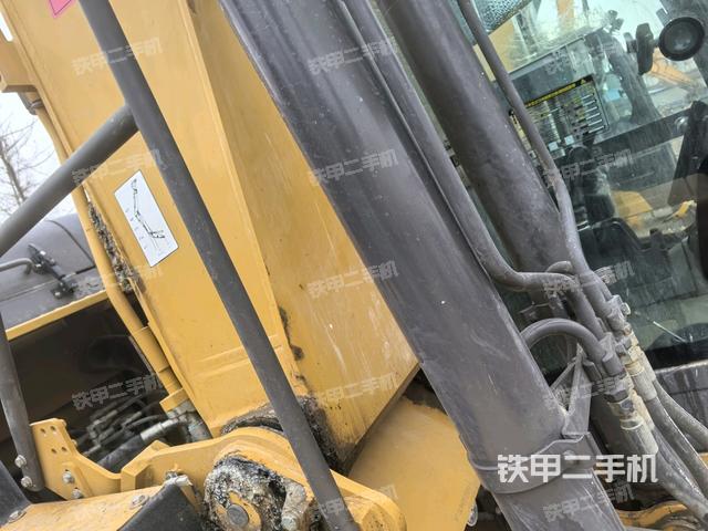 大臂根部?斜視（工作和回轉(zhuǎn)裝置）