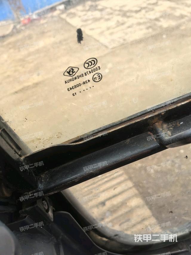 后窗玻璃角標(biāo)（駕駛室部分）