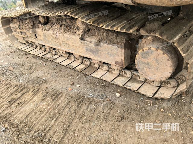 左導(dǎo)向輪（行走機(jī)構(gòu)）