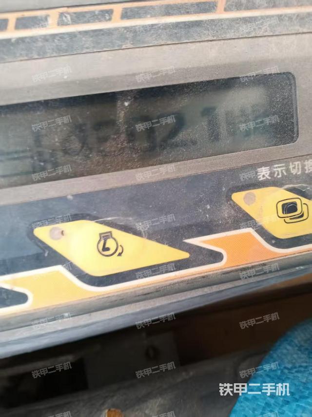 駕駛室整體（整機外觀）