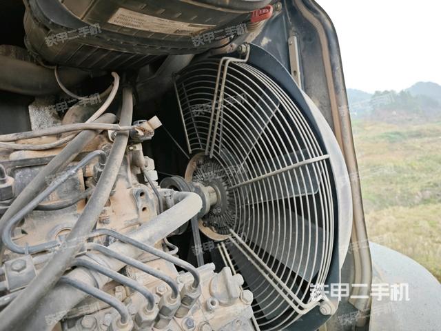 水箱+風扇特寫(上車部件) 水箱+風扇特寫(上車部件)