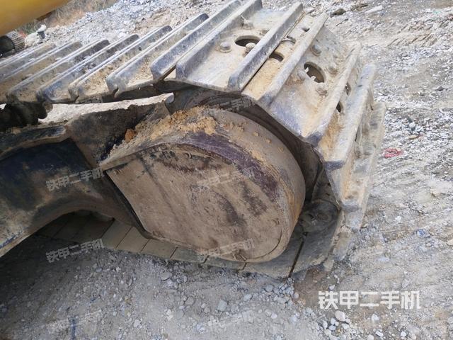 右側(cè)行走馬達(dá)蓋板(行走機(jī)構(gòu)) 右側(cè)行走馬達(dá)蓋板(行走機(jī)構(gòu))