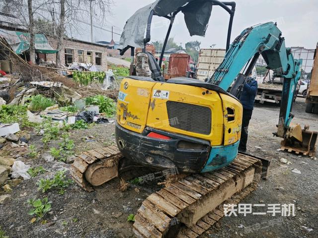 久保田RX-306挖掘机的设备实拍-第3张实拍照片