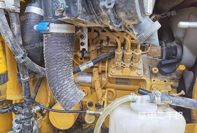 发动机整体俯视（整机外观）