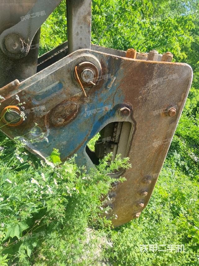 鏟斗45度(工作和回轉(zhuǎn)裝置) 鏟斗45度(工作和回轉(zhuǎn)裝置)