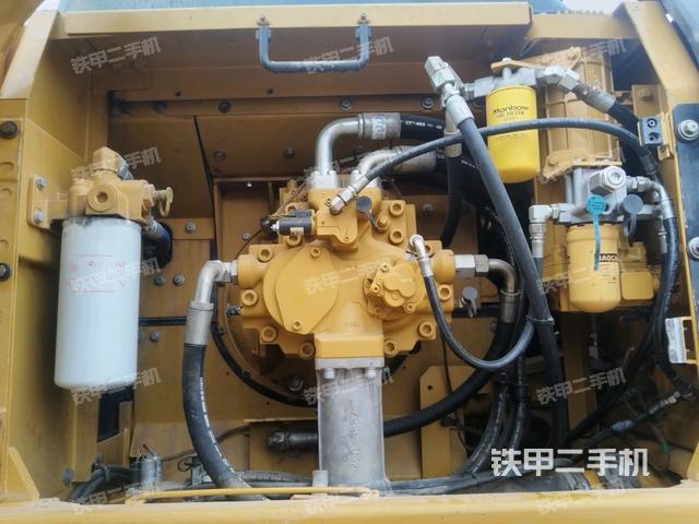 液壓泵室(大件艙室) 液壓泵室(大件艙室)