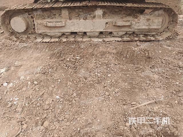 單側履帶整體(整機外觀) 單側履帶整體(整機外觀)
