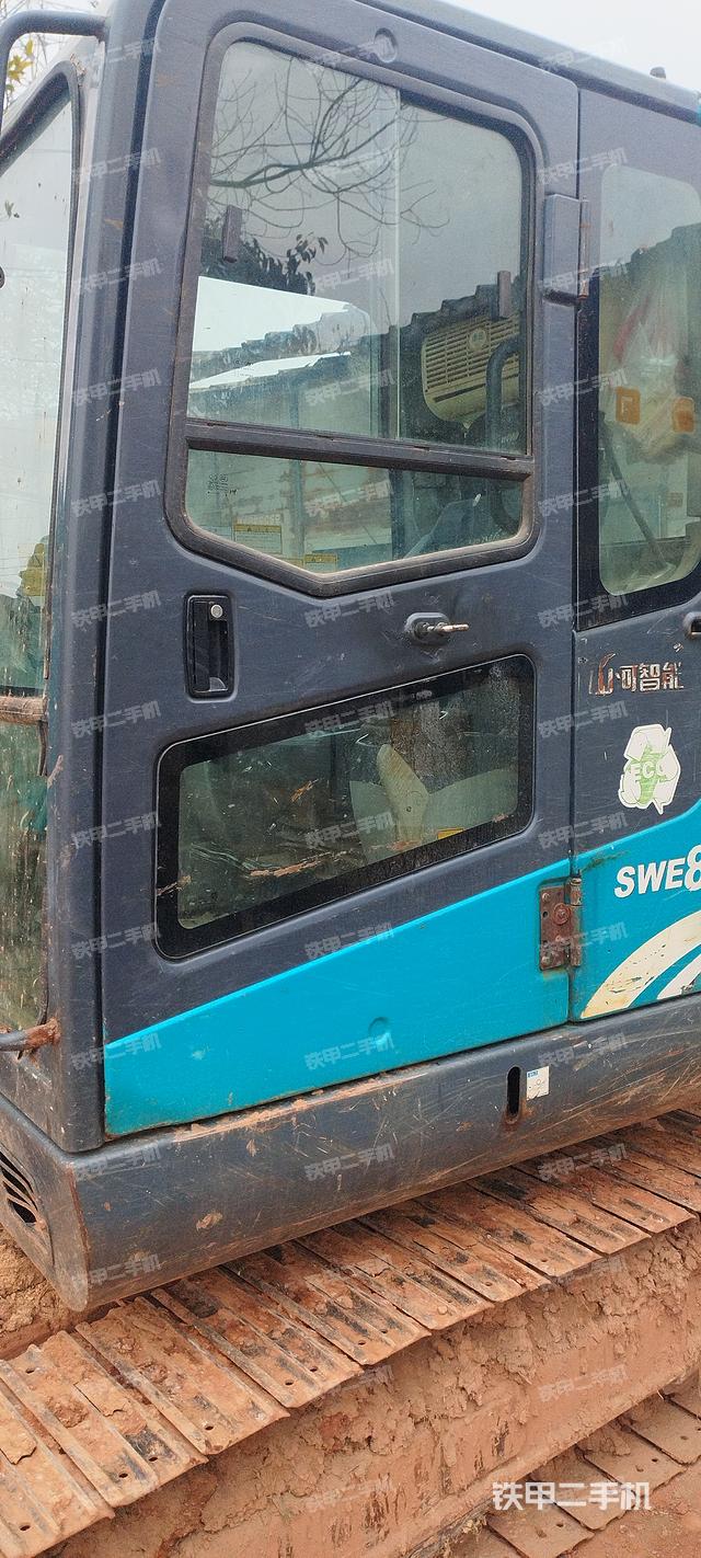 驾驶室整体（整机外观）