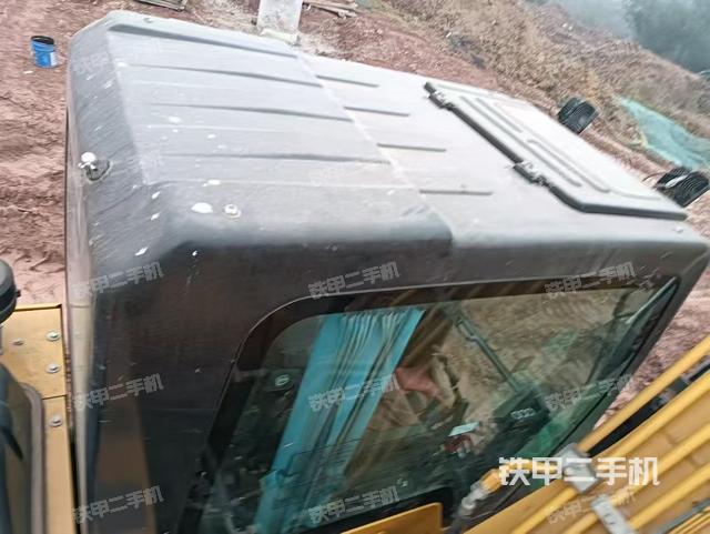 駕駛室頂部（整機(jī)外觀）