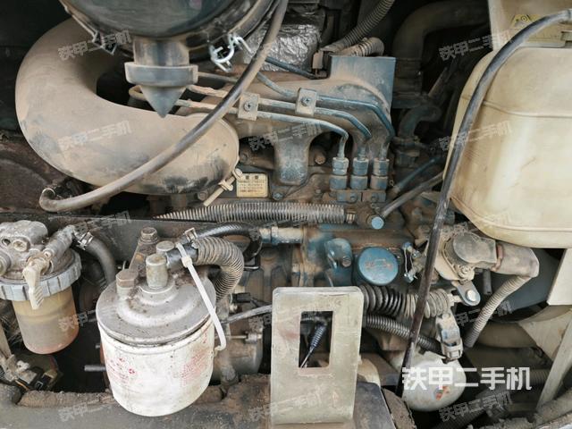 發(fā)動(dòng)機(jī)室(上車部件) 發(fā)動(dòng)機(jī)室(上車部件)