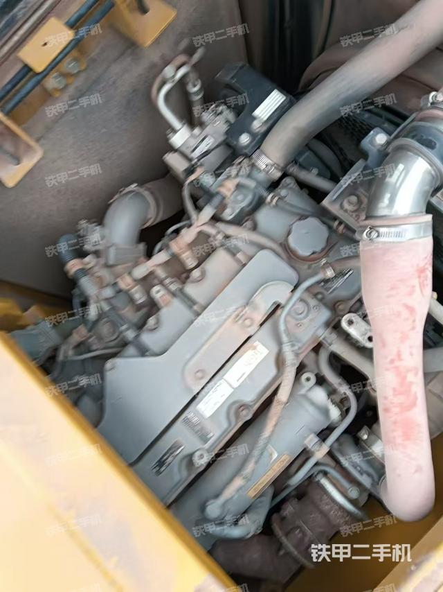 發(fā)動(dòng)機(jī)整體俯視（整機(jī)外觀）