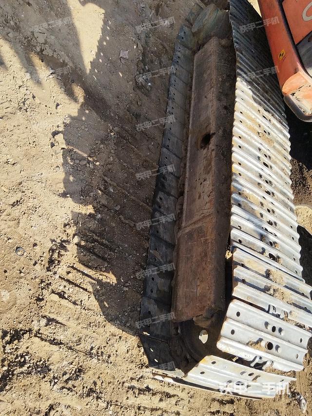 单侧履带整体（整机外观）