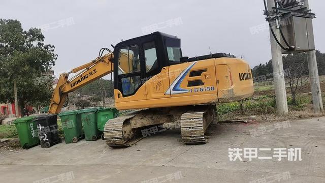 龙工LG6135挖掘机