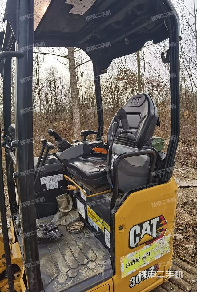 驾驶室整体（整机外观）