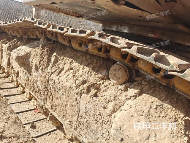 右導(dǎo)向輪(行走機構(gòu)) 右導(dǎo)向輪(行走機構(gòu))