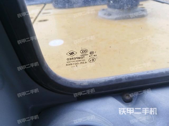 后窗玻璃角標(biāo)(駕駛室部分) 后窗玻璃角標(biāo)(駕駛室部分)