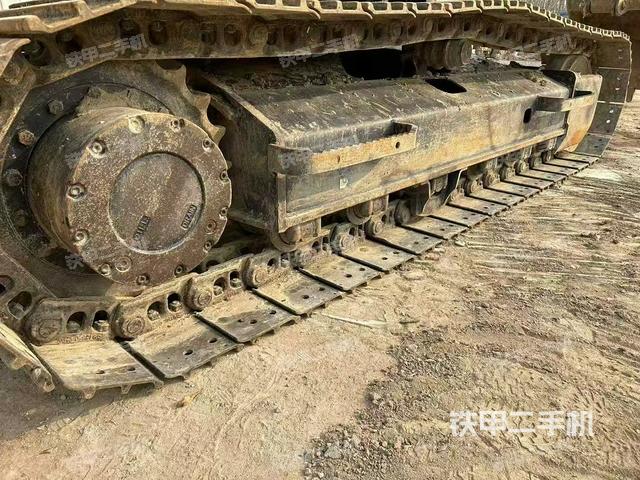 單側(cè)履帶整體（整機外觀）