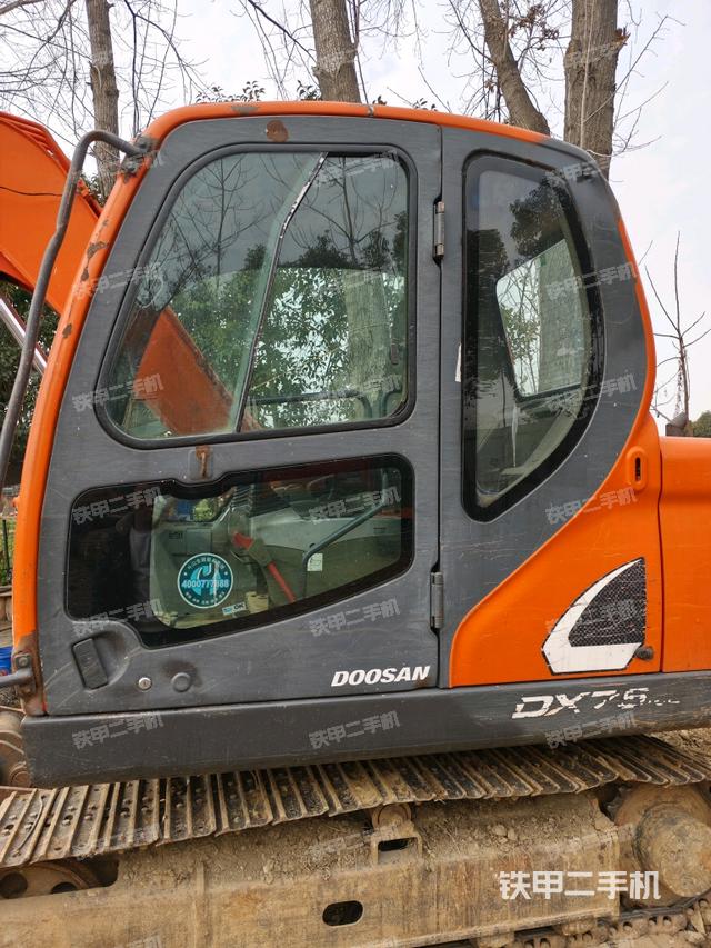 ?駕駛室正側(cè)（駕駛室部分）