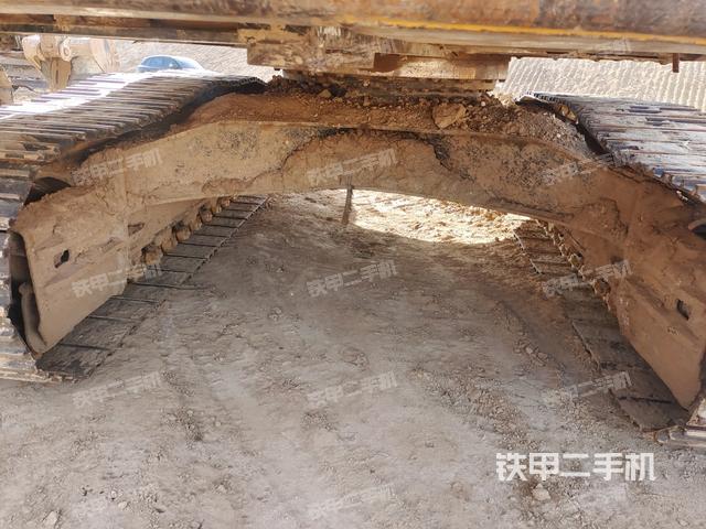 左側(cè)行走馬達(dá)蓋板(行走機構(gòu)) 左側(cè)行走馬達(dá)蓋板(行走機構(gòu))