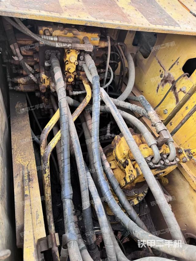 分配閥（上車部件）