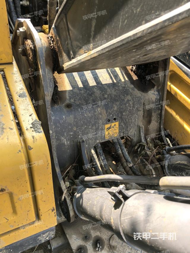 大臂根部?斜視（工作和回轉(zhuǎn)裝置）