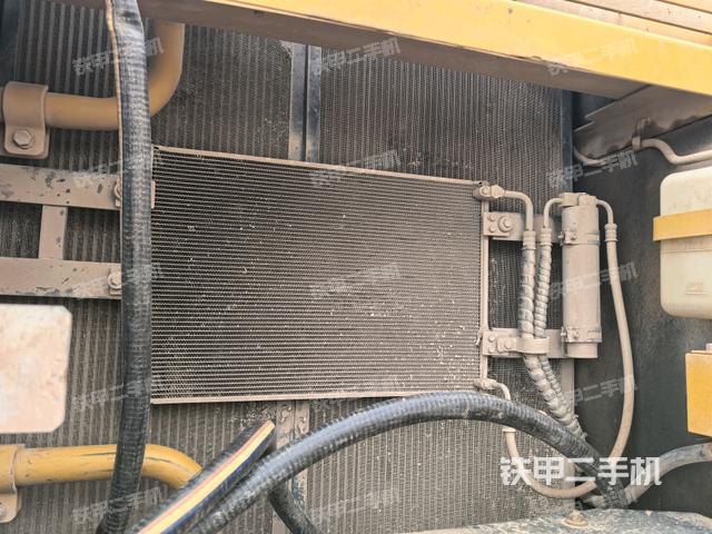 散熱器正面（大件艙室）