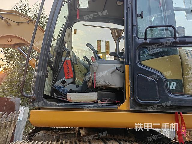 驾驶室整体（整机外观）