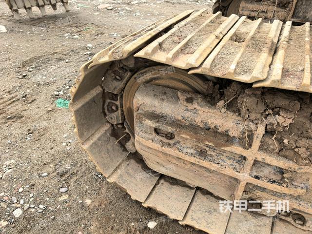 右導(dǎo)向輪（行走機(jī)構(gòu)）