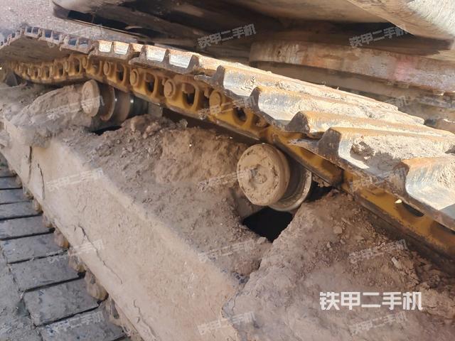 右驅(qū)動輪(行走機構(gòu)) 右驅(qū)動輪(行走機構(gòu))