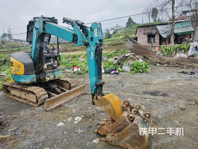 右前45(整機(jī)外觀) 右前45(整機(jī)外觀)