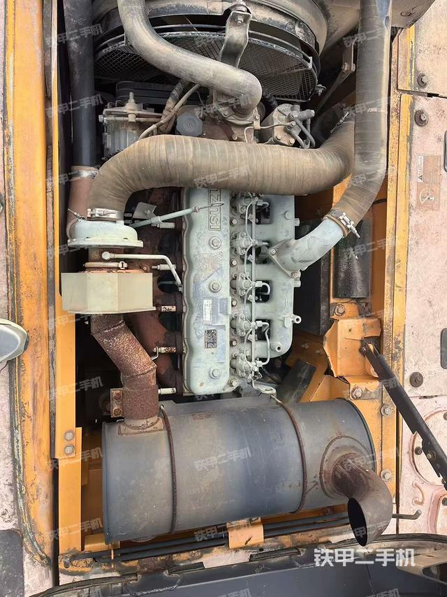 發(fā)動(dòng)機(jī)整體俯視（整機(jī)外觀）