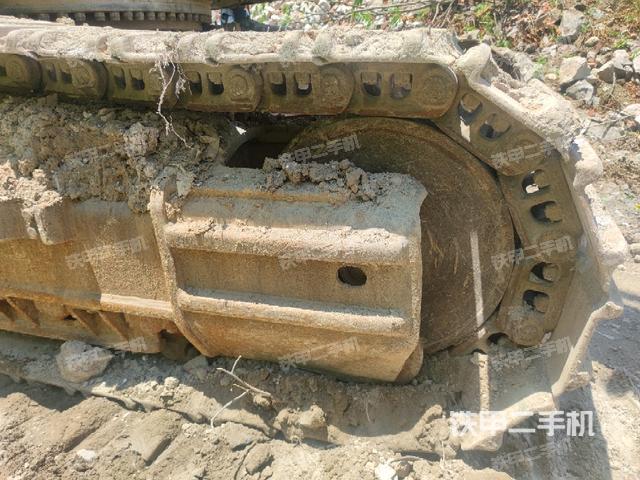 右側(cè)行走馬達(dá)蓋板(行走機(jī)構(gòu)) 右側(cè)行走馬達(dá)蓋板(行走機(jī)構(gòu))