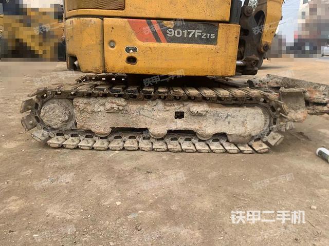 單側履帶整體（整機外觀）