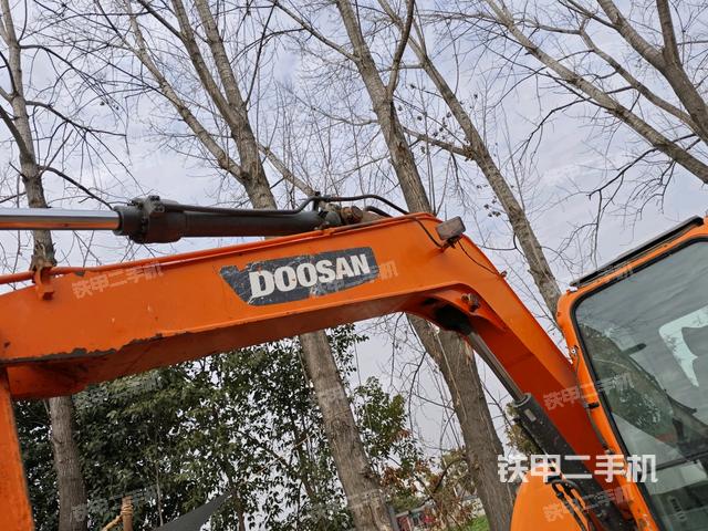 大臂整體?右側(cè)（工作和回轉(zhuǎn)裝置）