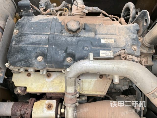 氣門室蓋螺絲特寫（上車部件）