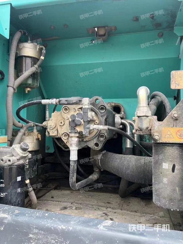 液壓泵室（大件艙室）