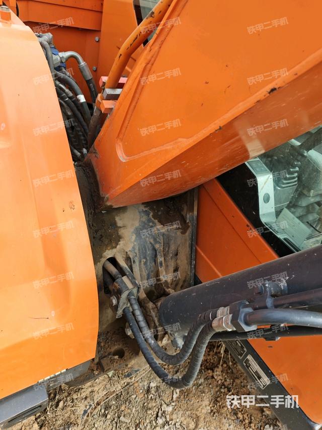 大臂根部 斜（工作和回转装置）