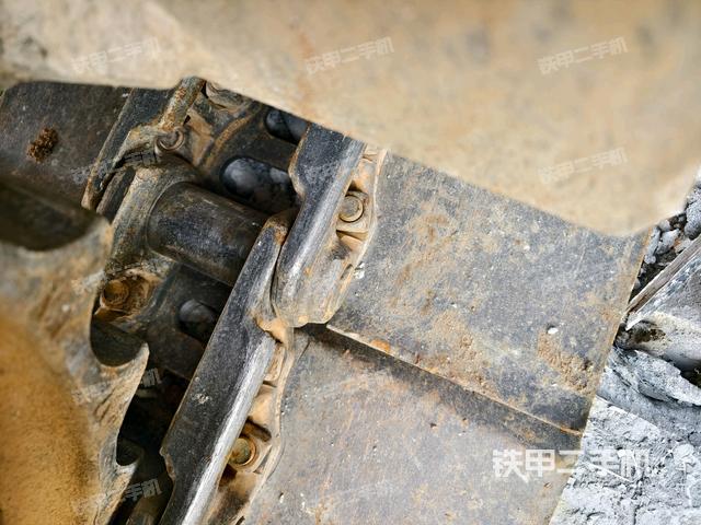 右托鏈輪+鏈筋(行走機(jī)構(gòu)) 右托鏈輪+鏈筋(行走機(jī)構(gòu))
