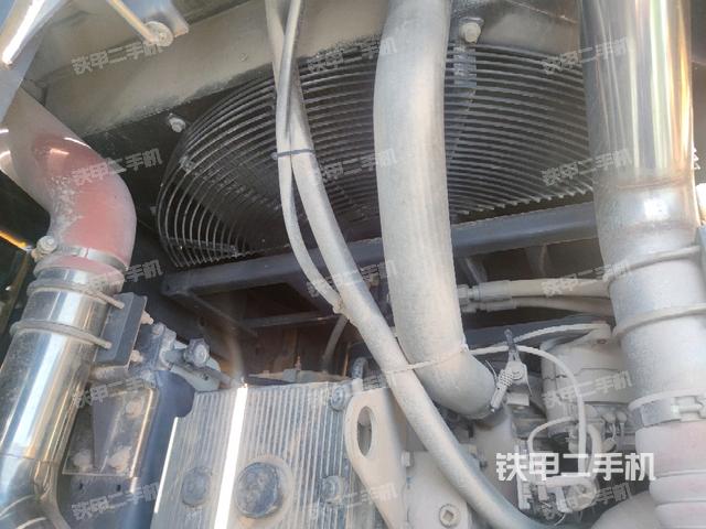 水箱+風(fēng)扇特寫(上車部件) 水箱+風(fēng)扇特寫(上車部件)