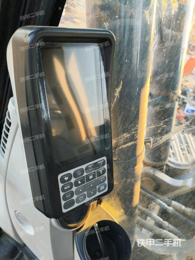 顯示屏?(駕駛室部分) 顯示屏?(駕駛室部分)